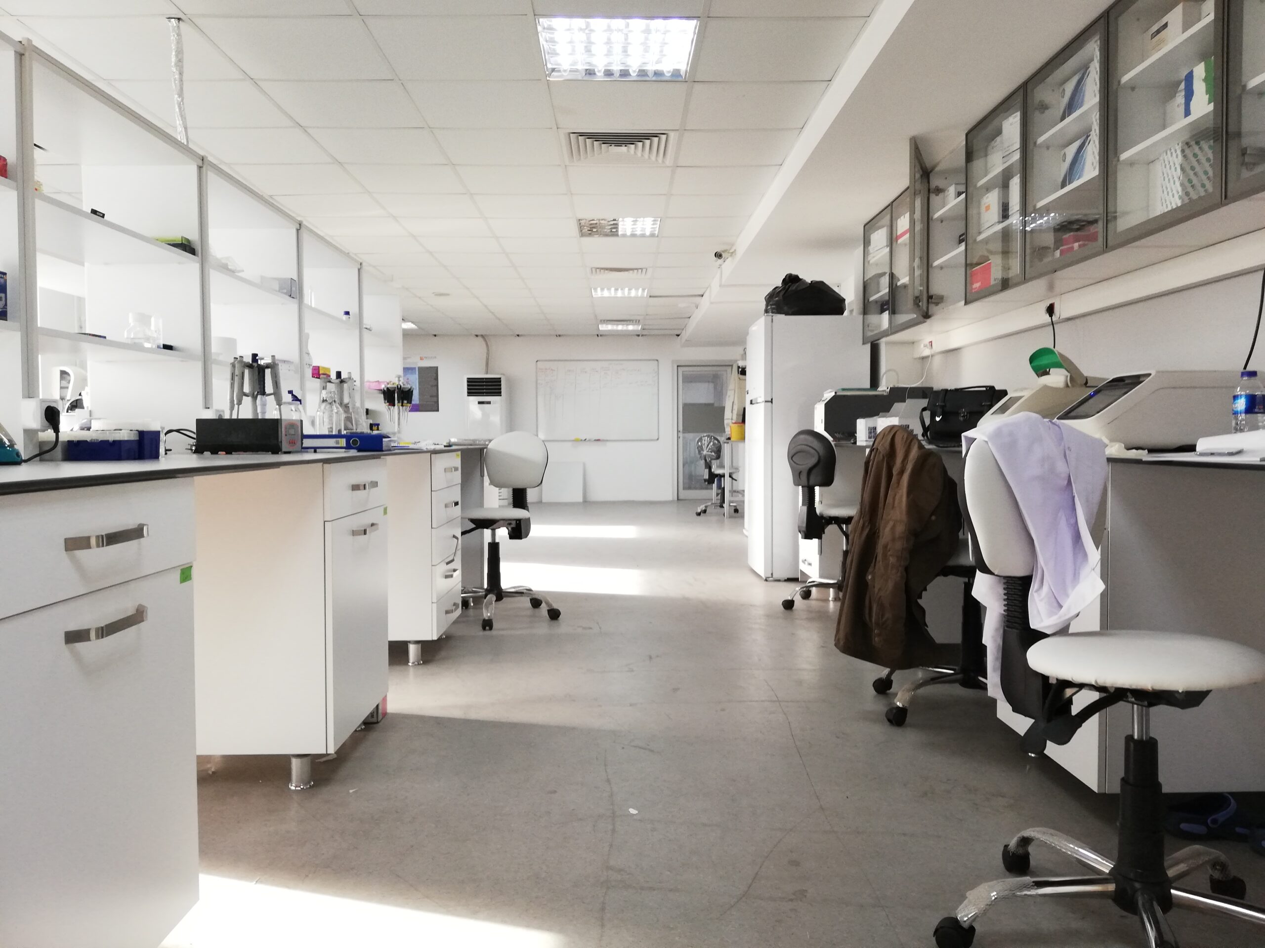 Ankara Laboratuvar Dolabı